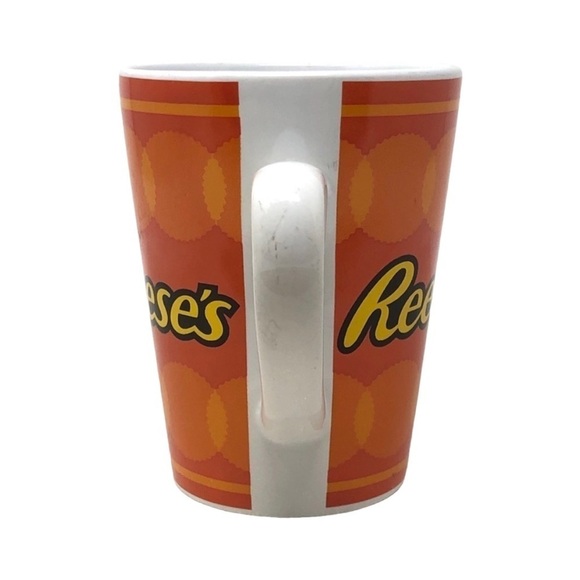 🌺 Reese's Peanut Butter Cups Novelty Coffee Mug - Picture 2 of 7